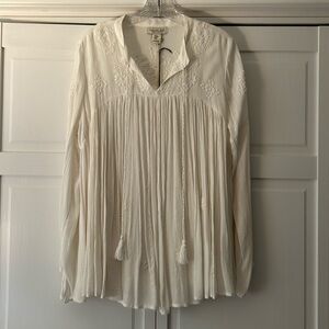 Rachel Zoe off white boho embroidered top with tassels. NWT Size medium